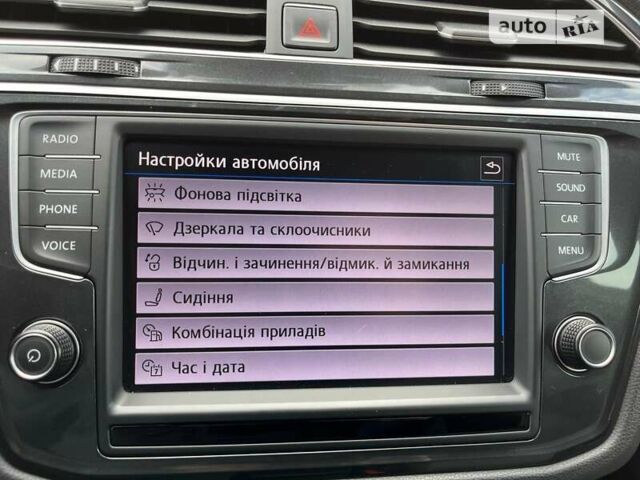 Білий Фольксваген Тігуан, об'ємом двигуна 2 л та пробігом 211 тис. км за 25800 $, фото 119 на Automoto.ua