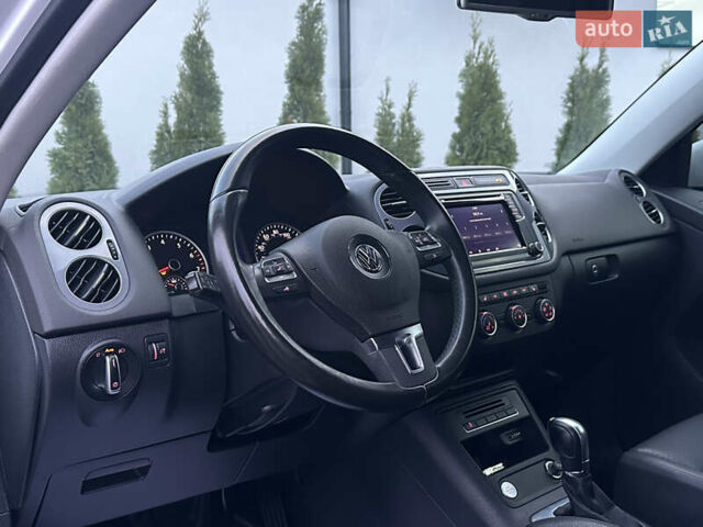 Белый Фольксваген Тигуан, объемом двигателя 2 л и пробегом 176 тыс. км за 12650 $, фото 25 на Automoto.ua