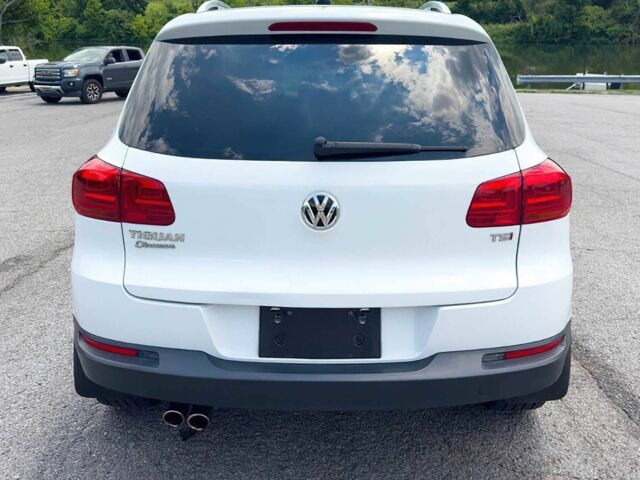 Білий Фольксваген Тігуан, об'ємом двигуна 2 л та пробігом 55 тис. км за 3200 $, фото 4 на Automoto.ua