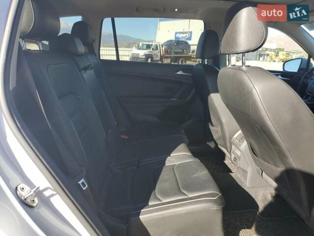 Білий Фольксваген Тігуан, об'ємом двигуна 1.98 л та пробігом 118 тис. км за 3900 $, фото 8 на Automoto.ua