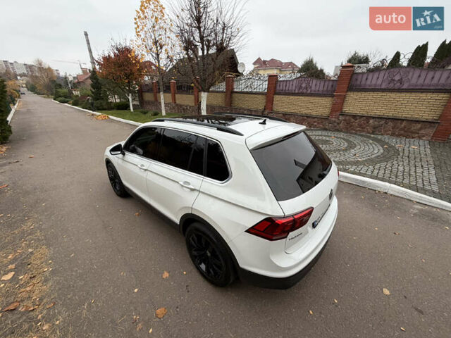 Белый Фольксваген Тигуан, объемом двигателя 1.98 л и пробегом 200 тыс. км за 21950 $, фото 15 на Automoto.ua