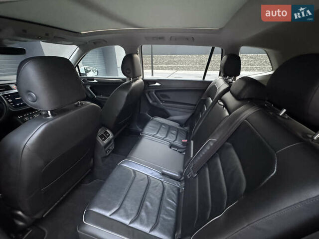 Білий Фольксваген Тігуан, об'ємом двигуна 1.98 л та пробігом 74 тис. км за 22222 $, фото 25 на Automoto.ua