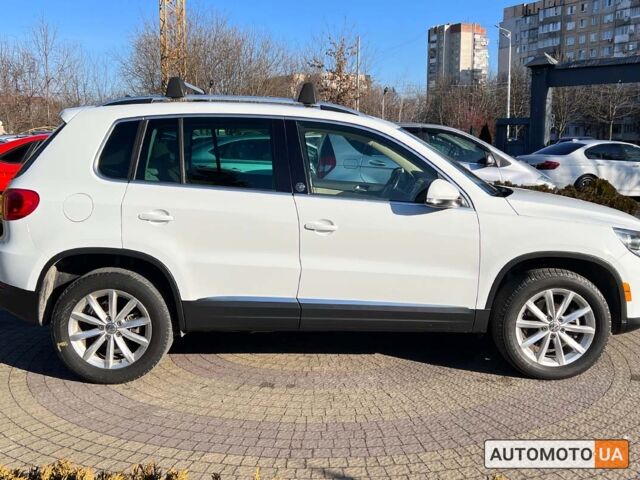 Білий Фольксваген Тігуан, об'ємом двигуна 2 л та пробігом 150 тис. км за 15999 $, фото 7 на Automoto.ua
