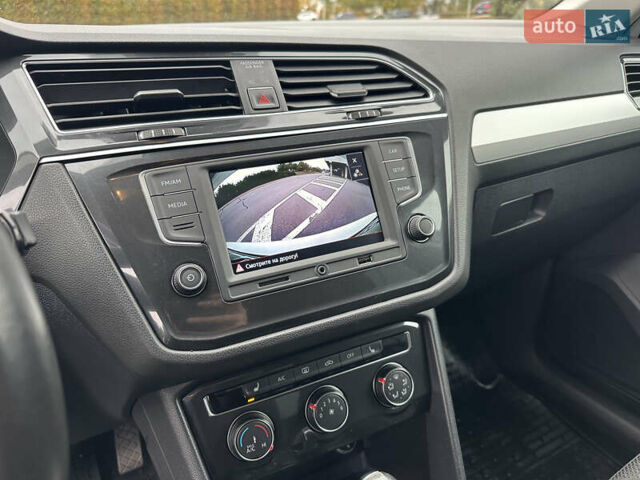 Білий Фольксваген Тігуан, об'ємом двигуна 2 л та пробігом 144 тис. км за 19500 $, фото 28 на Automoto.ua