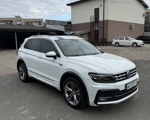 Белый Фольксваген Тигуан, объемом двигателя 1.97 л и пробегом 278 тыс. км за 25500 $, фото 11 на Automoto.ua