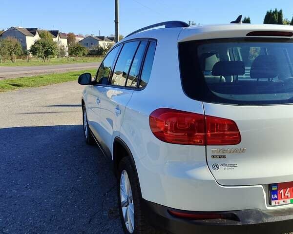 Белый Фольксваген Тигуан, объемом двигателя 2 л и пробегом 93 тыс. км за 13500 $, фото 7 на Automoto.ua