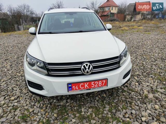 Белый Фольксваген Тигуан, объемом двигателя 1.98 л и пробегом 158 тыс. км за 14500 $, фото 14 на Automoto.ua