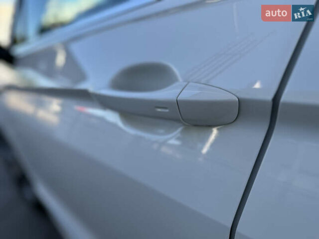 Білий Фольксваген Тігуан, об'ємом двигуна 1.97 л та пробігом 297 тис. км за 27000 $, фото 18 на Automoto.ua