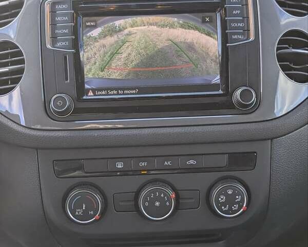 Белый Фольксваген Тигуан, объемом двигателя 1.98 л и пробегом 50 тыс. км за 13999 $, фото 22 на Automoto.ua