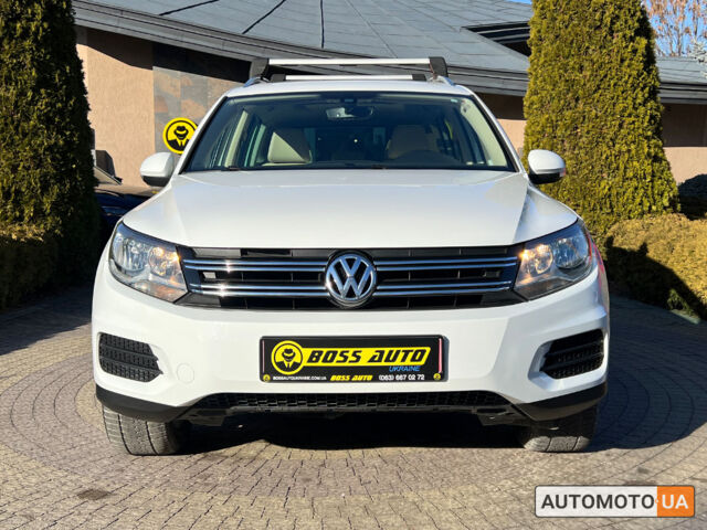 Білий Фольксваген Тігуан, об'ємом двигуна 2 л та пробігом 150 тис. км за 15999 $, фото 1 на Automoto.ua
