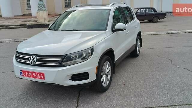 Белый Фольксваген Тигуан, объемом двигателя 2 л и пробегом 228 тыс. км за 13850 $, фото 3 на Automoto.ua