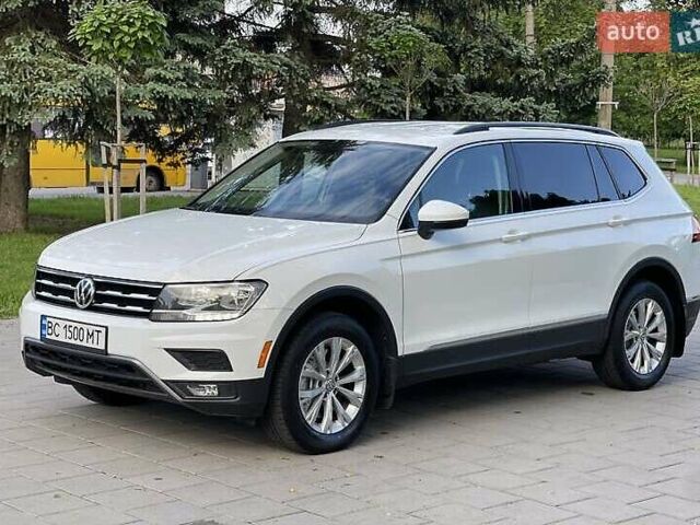Белый Фольксваген Тигуан, объемом двигателя 1.98 л и пробегом 94 тыс. км за 19800 $, фото 4 на Automoto.ua