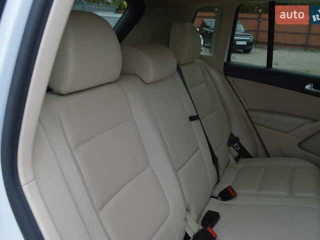 Белый Фольксваген Тигуан, объемом двигателя 1.98 л и пробегом 82 тыс. км за 15600 $, фото 14 на Automoto.ua