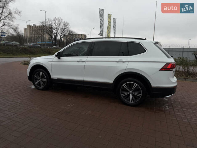 Білий Фольксваген Тігуан, об'ємом двигуна 1.98 л та пробігом 163 тис. км за 17500 $, фото 21 на Automoto.ua