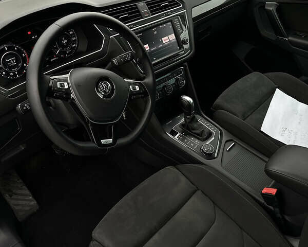 Белый Фольксваген Тигуан, объемом двигателя 1.97 л и пробегом 209 тыс. км за 25000 $, фото 8 на Automoto.ua