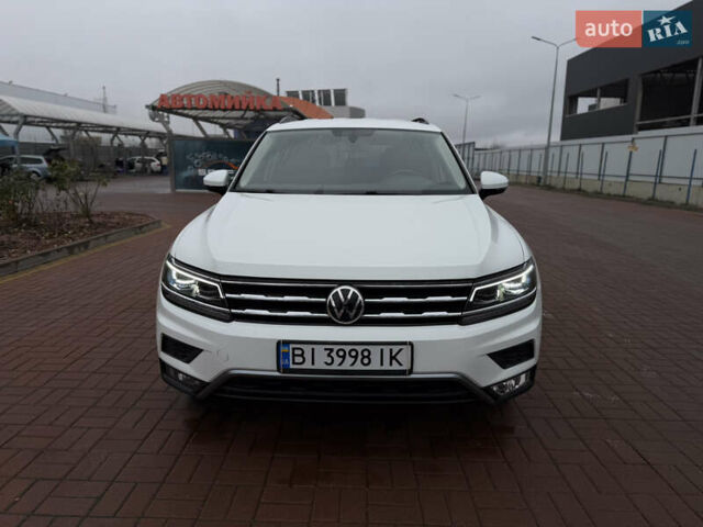 Білий Фольксваген Тігуан, об'ємом двигуна 1.98 л та пробігом 163 тис. км за 17500 $, фото 3 на Automoto.ua