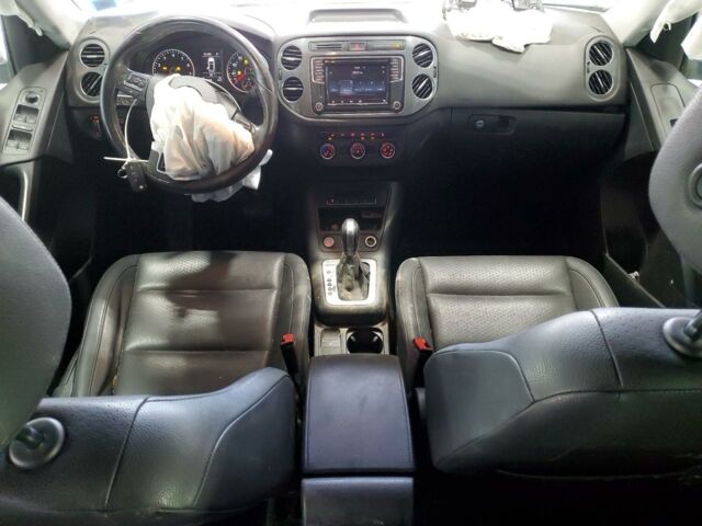 Білий Фольксваген Тігуан, об'ємом двигуна 2 л та пробігом 189 тис. км за 6400 $, фото 7 на Automoto.ua