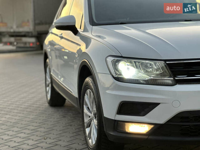 Белый Фольксваген Тигуан, объемом двигателя 1.97 л и пробегом 258 тыс. км за 23300 $, фото 9 на Automoto.ua