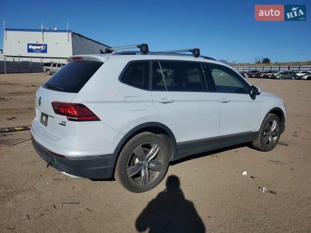 Білий Фольксваген Тігуан, об'ємом двигуна 1.98 л та пробігом 118 тис. км за 3900 $, фото 3 на Automoto.ua
