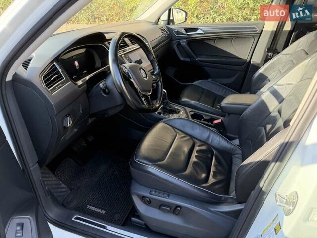 Білий Фольксваген Тігуан, об'ємом двигуна 1.98 л та пробігом 148 тис. км за 24000 $, фото 4 на Automoto.ua