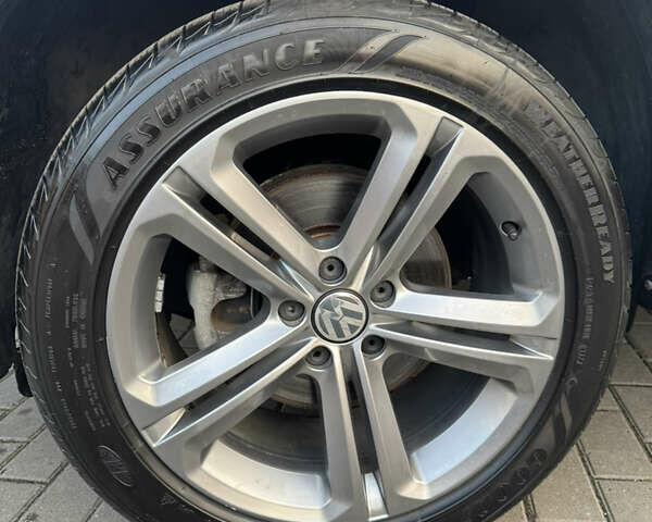 Белый Фольксваген Тигуан, объемом двигателя 2 л и пробегом 54 тыс. км за 15200 $, фото 41 на Automoto.ua