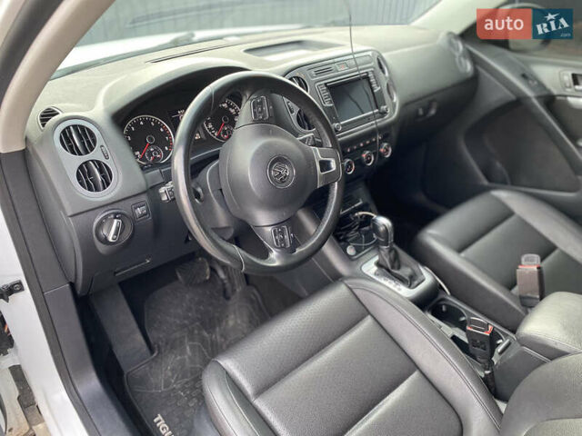 Білий Фольксваген Тігуан, об'ємом двигуна 1.98 л та пробігом 108 тис. км за 12699 $, фото 26 на Automoto.ua