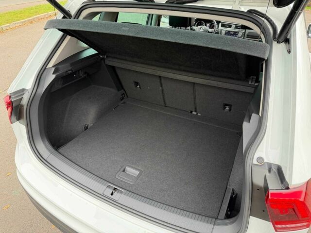 Белый Фольксваген Тигуан, объемом двигателя 2 л и пробегом 71 тыс. км за 25000 $, фото 12 на Automoto.ua