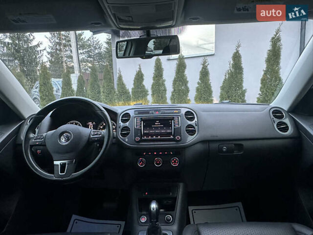 Белый Фольксваген Тигуан, объемом двигателя 2 л и пробегом 176 тыс. км за 12650 $, фото 39 на Automoto.ua