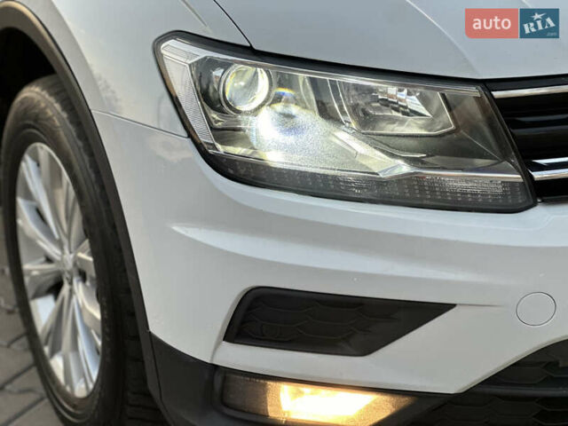 Белый Фольксваген Тигуан, объемом двигателя 1.97 л и пробегом 258 тыс. км за 23300 $, фото 21 на Automoto.ua