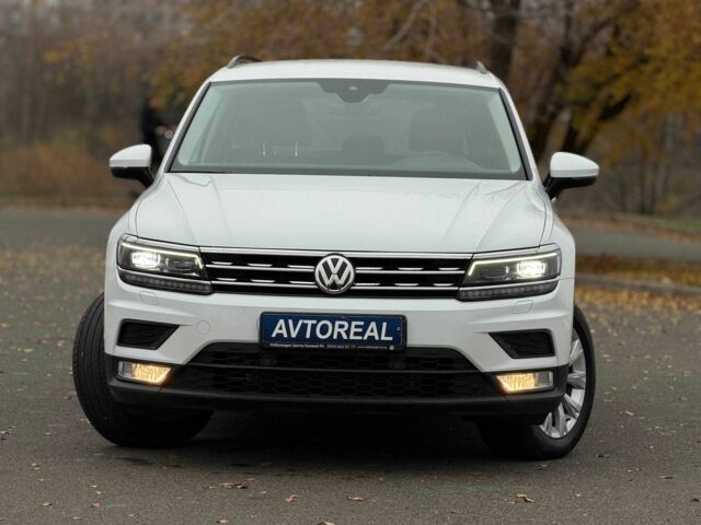 Белый Фольксваген Тигуан, объемом двигателя 2 л и пробегом 71 тыс. км за 25000 $, фото 2 на Automoto.ua