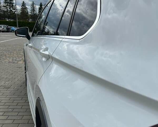 Білий Фольксваген Тігуан, об'ємом двигуна 2 л та пробігом 211 тис. км за 25800 $, фото 10 на Automoto.ua