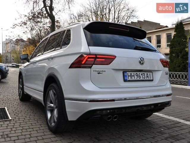 Белый Фольксваген Тигуан, объемом двигателя 1.98 л и пробегом 54 тыс. км за 27700 $, фото 3 на Automoto.ua