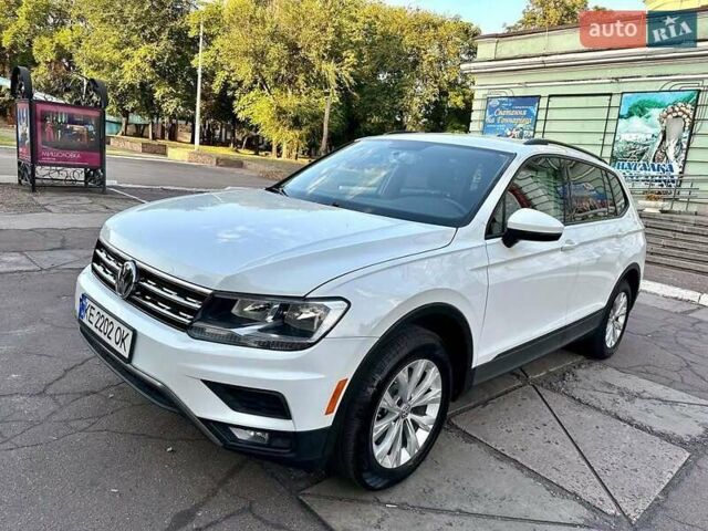 Белый Фольксваген Тигуан, объемом двигателя 1.98 л и пробегом 121 тыс. км за 21300 $, фото 6 на Automoto.ua