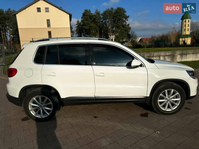 Белый Фольксваген Тигуан, объемом двигателя 2 л и пробегом 190 тыс. км за 11999 $, фото 16 на Automoto.ua