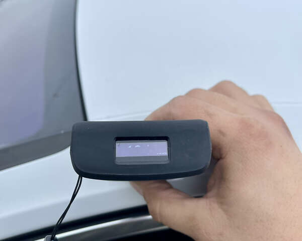 Белый Фольксваген Тигуан, объемом двигателя 2 л и пробегом 210 тыс. км за 23999 $, фото 84 на Automoto.ua