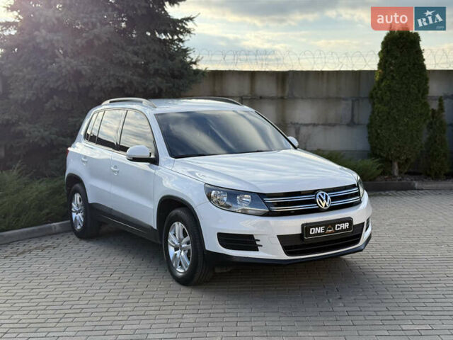 Белый Фольксваген Тигуан, объемом двигателя 1.98 л и пробегом 108 тыс. км за 14500 $, фото 1 на Automoto.ua