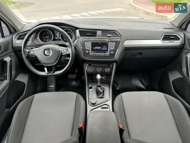 Білий Фольксваген Тігуан, об'ємом двигуна 2 л та пробігом 144 тис. км за 19500 $, фото 22 на Automoto.ua