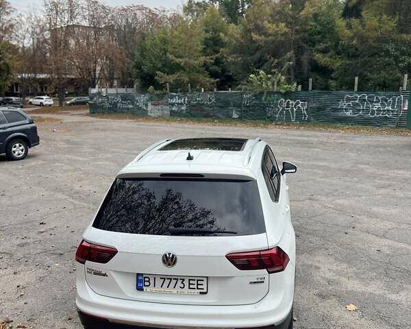 Білий Фольксваген Тігуан, об'ємом двигуна 1.98 л та пробігом 103 тис. км за 22900 $, фото 4 на Automoto.ua