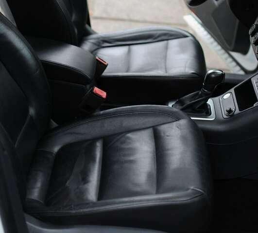 Белый Фольксваген Тигуан, объемом двигателя 1.98 л и пробегом 145 тыс. км за 14200 $, фото 61 на Automoto.ua