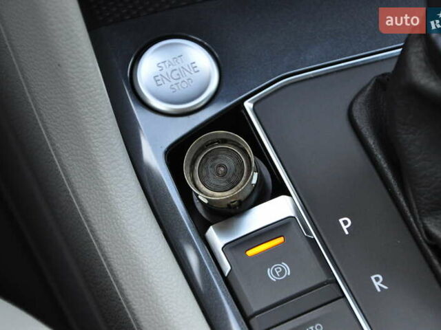 Белый Фольксваген Тигуан, объемом двигателя 1.98 л и пробегом 54 тыс. км за 27700 $, фото 48 на Automoto.ua