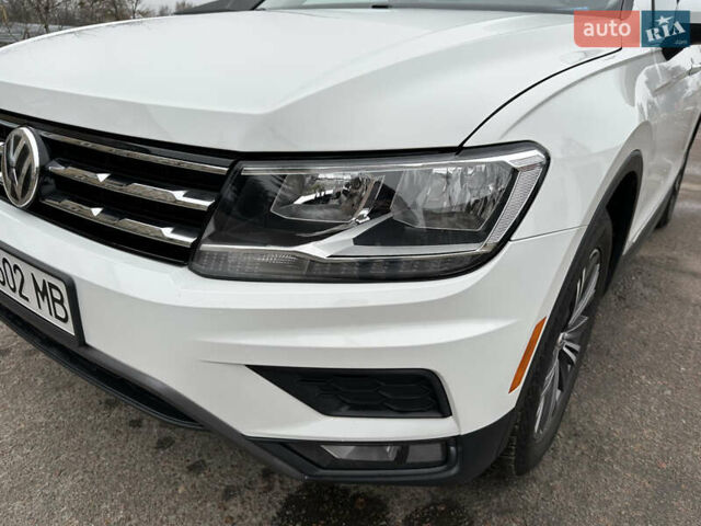 Білий Фольксваген Тігуан, об'ємом двигуна 1.98 л та пробігом 95 тис. км за 20900 $, фото 2 на Automoto.ua