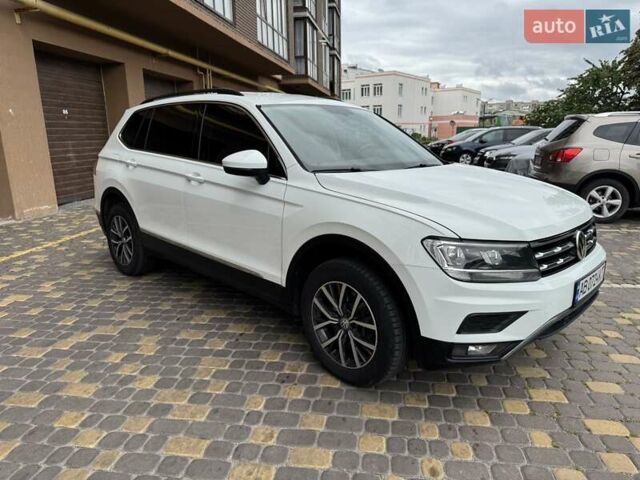 Білий Фольксваген Тігуан, об'ємом двигуна 1.98 л та пробігом 163 тис. км за 17799 $, фото 9 на Automoto.ua