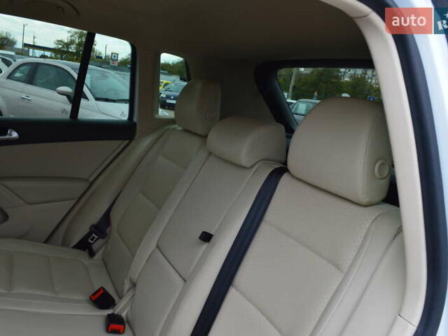 Белый Фольксваген Тигуан, объемом двигателя 1.98 л и пробегом 82 тыс. км за 15600 $, фото 10 на Automoto.ua