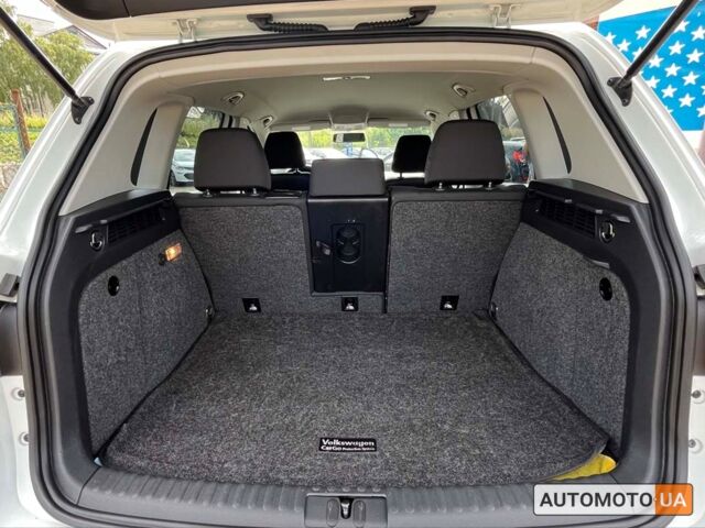 Белый Фольксваген Тигуан, объемом двигателя 2 л и пробегом 83 тыс. км за 14400 $, фото 8 на Automoto.ua