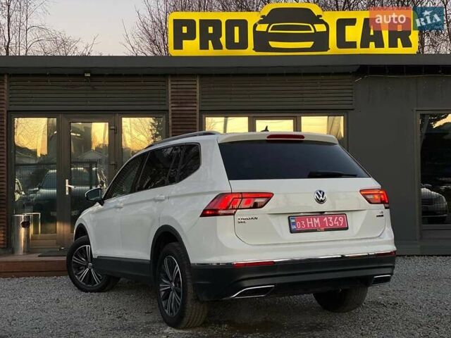 Белый Фольксваген Тигуан, объемом двигателя 1.98 л и пробегом 56 тыс. км за 21900 $, фото 3 на Automoto.ua