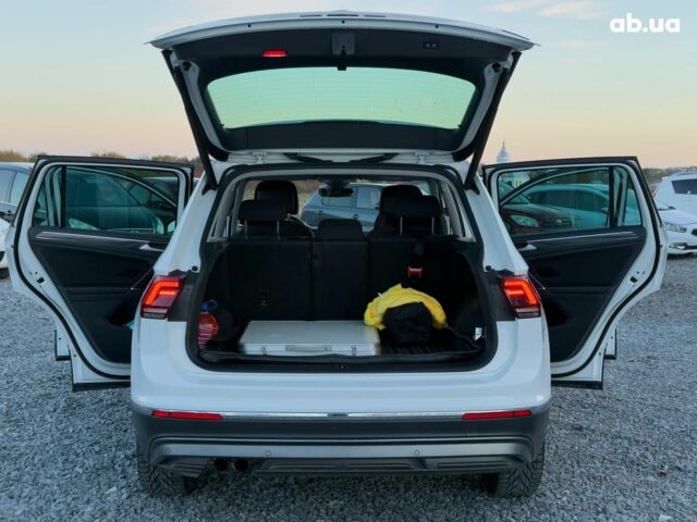 Белый Фольксваген Тигуан, объемом двигателя 2 л и пробегом 161 тыс. км за 24890 $, фото 28 на Automoto.ua