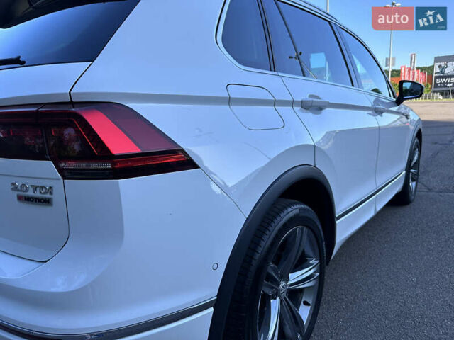 Білий Фольксваген Тігуан, об'ємом двигуна 1.97 л та пробігом 297 тис. км за 27000 $, фото 12 на Automoto.ua