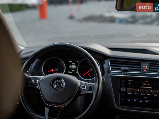 Білий Фольксваген Тігуан, об'ємом двигуна 2 л та пробігом 169 тис. км за 20900 $, фото 25 на Automoto.ua