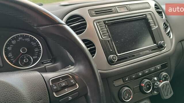 Белый Фольксваген Тигуан, объемом двигателя 2 л и пробегом 228 тыс. км за 13850 $, фото 35 на Automoto.ua