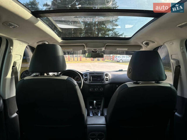 Белый Фольксваген Тигуан, объемом двигателя 2 л и пробегом 190 тыс. км за 11999 $, фото 12 на Automoto.ua